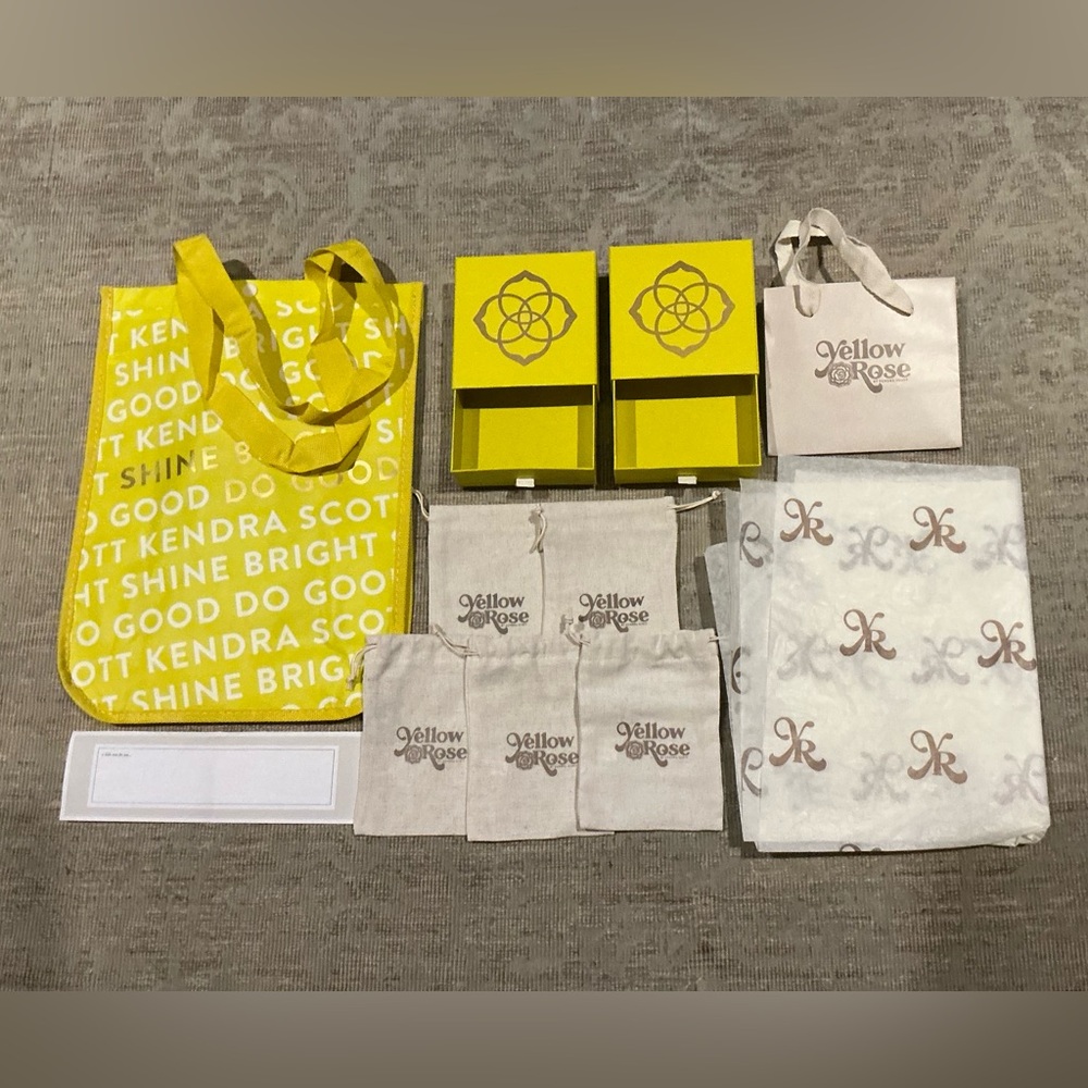 Kendra Scott Gift Boxes &Bags